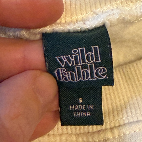 Wild Fable Cream Sweatshirt with Red and Blue Logo - Picture 5 of 5